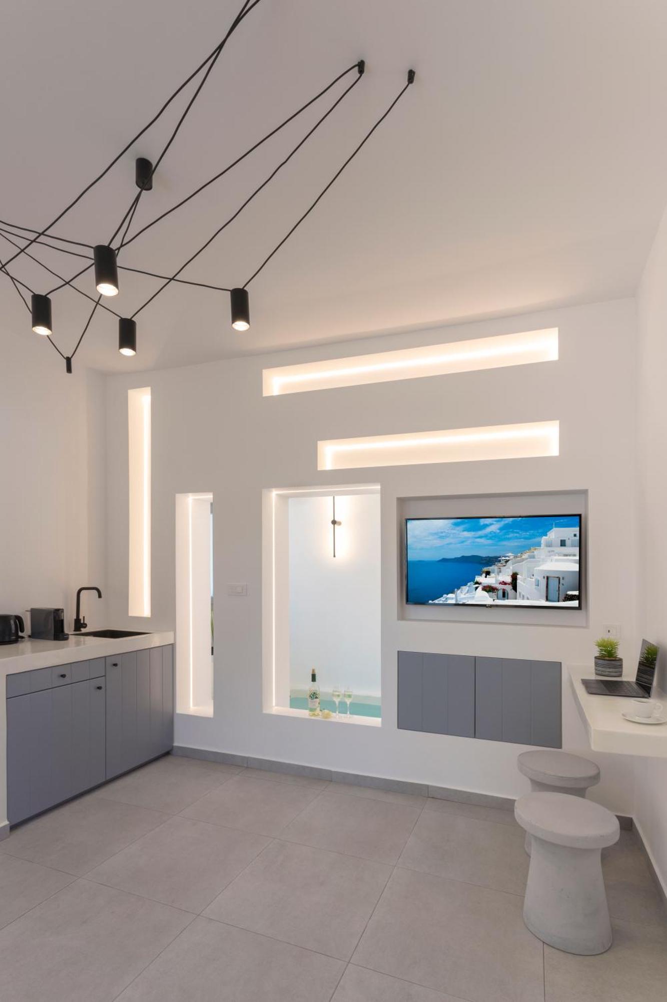 Linea Luxury Suites Fira  Exterior photo